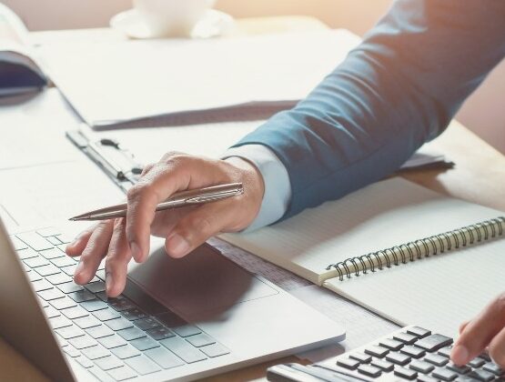 Maximize Your Returns: A Savvy Guide to Year-End Tax Planning